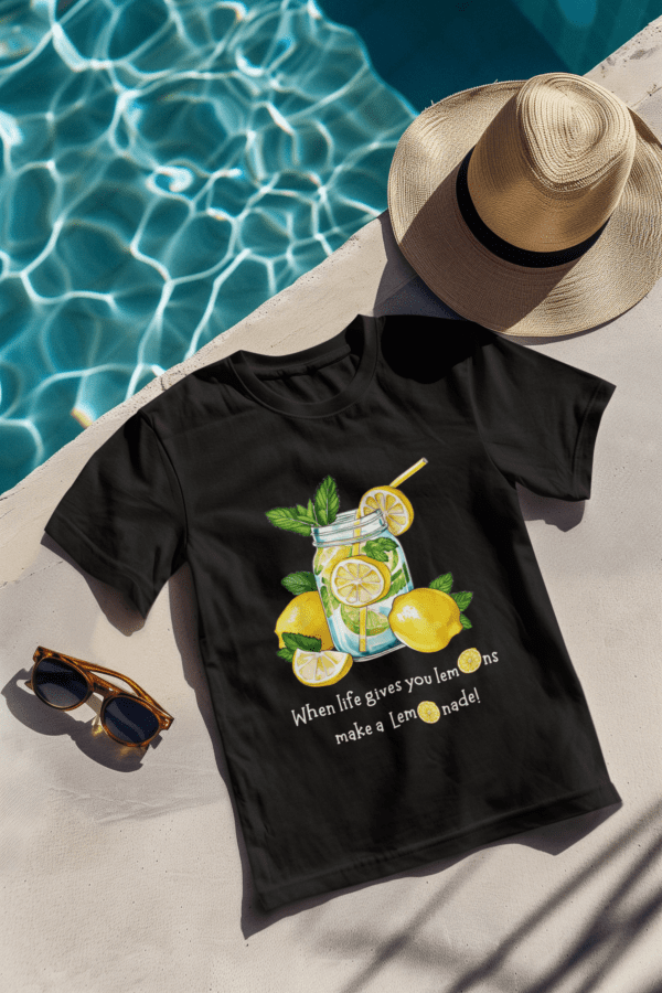 Quirky "Lemonade Love" Graphic T Shirt